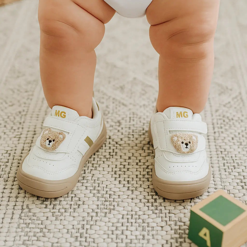 Chaussure Bébé pour Marcher SoftNest – Coton Bio, Semelle Antidérapante, Velcro, 0-24 Mois | TrioNest™ Mon Adorable Bébé