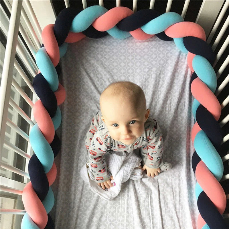 Tour de Lit Tressé Bébé – Protection Barreaux, Doux & Sécurisé, Universel, Déco Chambre | TrioNest™