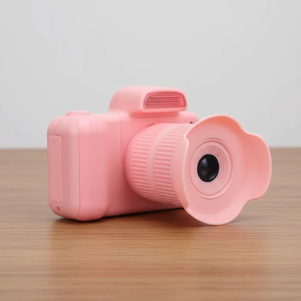 Appareil Photo Enfants CamNest – 48 MP, Caméra 360°, Coque Silicone Antichoc, Dès 3 Ans | TrioNest™ Mon Adorable Bébé