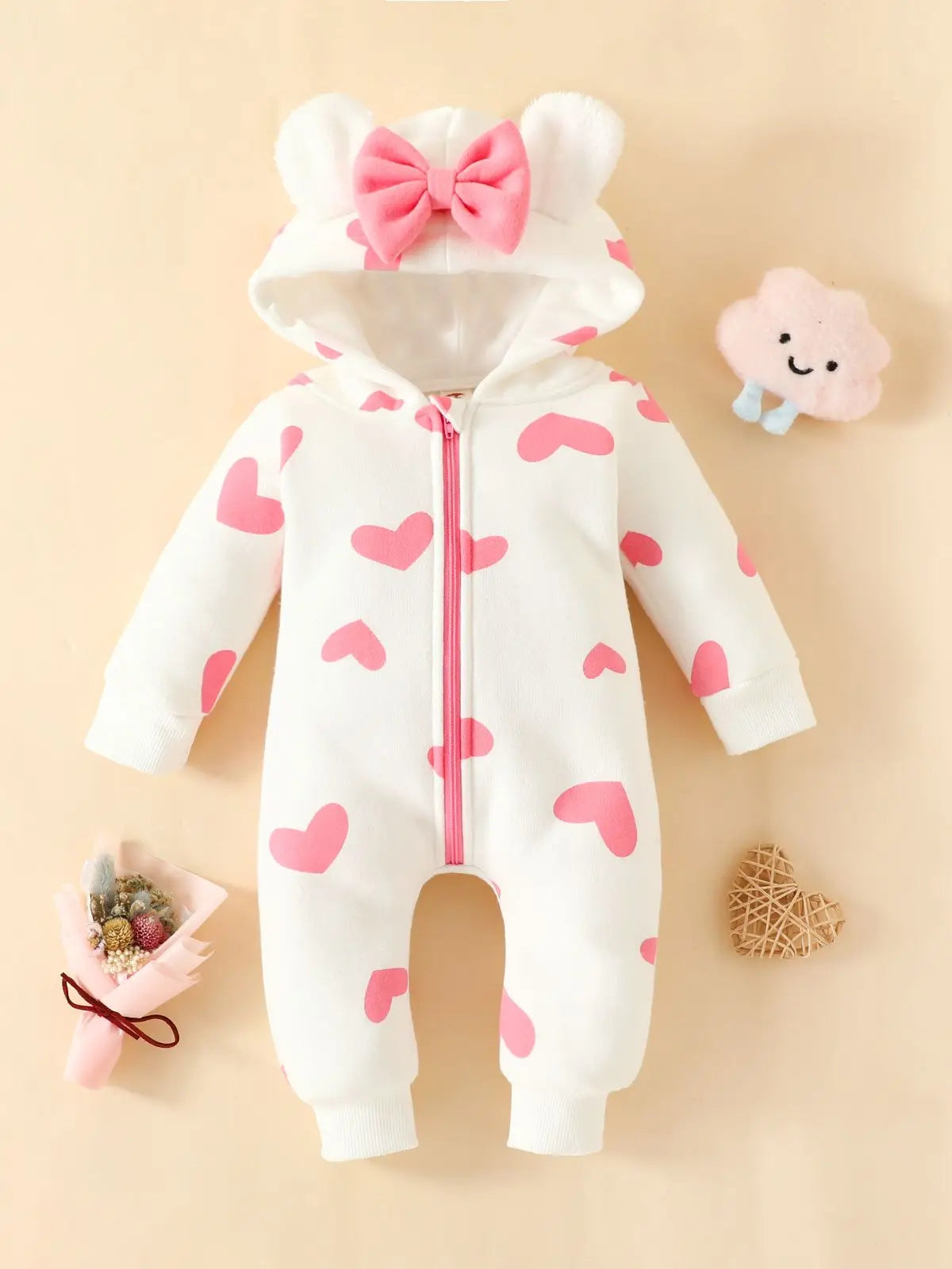 Barboteuse Bébé Fille Cœur – Manches Longues, Nœud Décoratif, Capuche, Tissu Douillet, Hiver | HeartBow by TrioNest™ Mon Adorable Bébé
