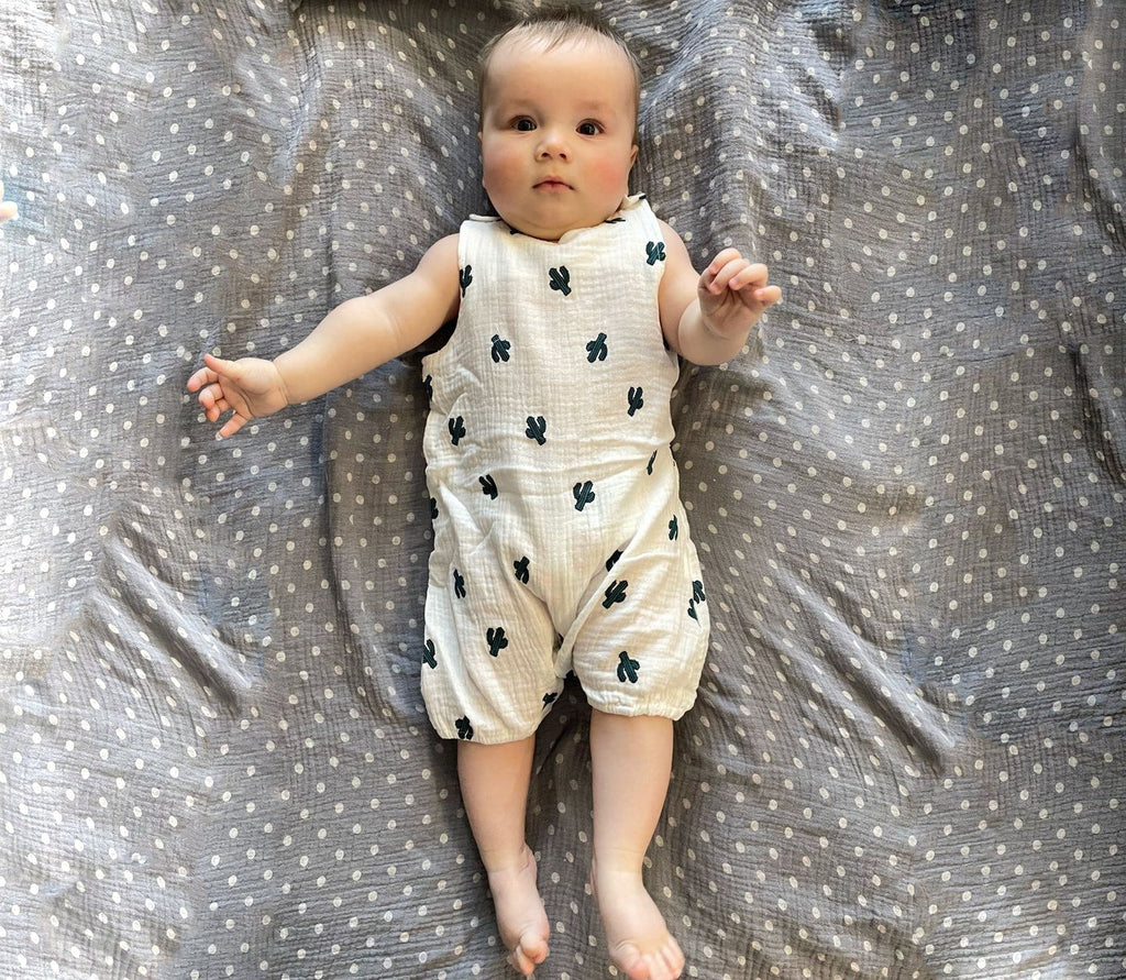 Barboteuse Bébé Sans Manches à Motifs – Coton & Lin, Fermeture Pression, 0-24 Mois, Cadeau Naissance | PrintSnap by TrioNest™ mon adorable bebe
