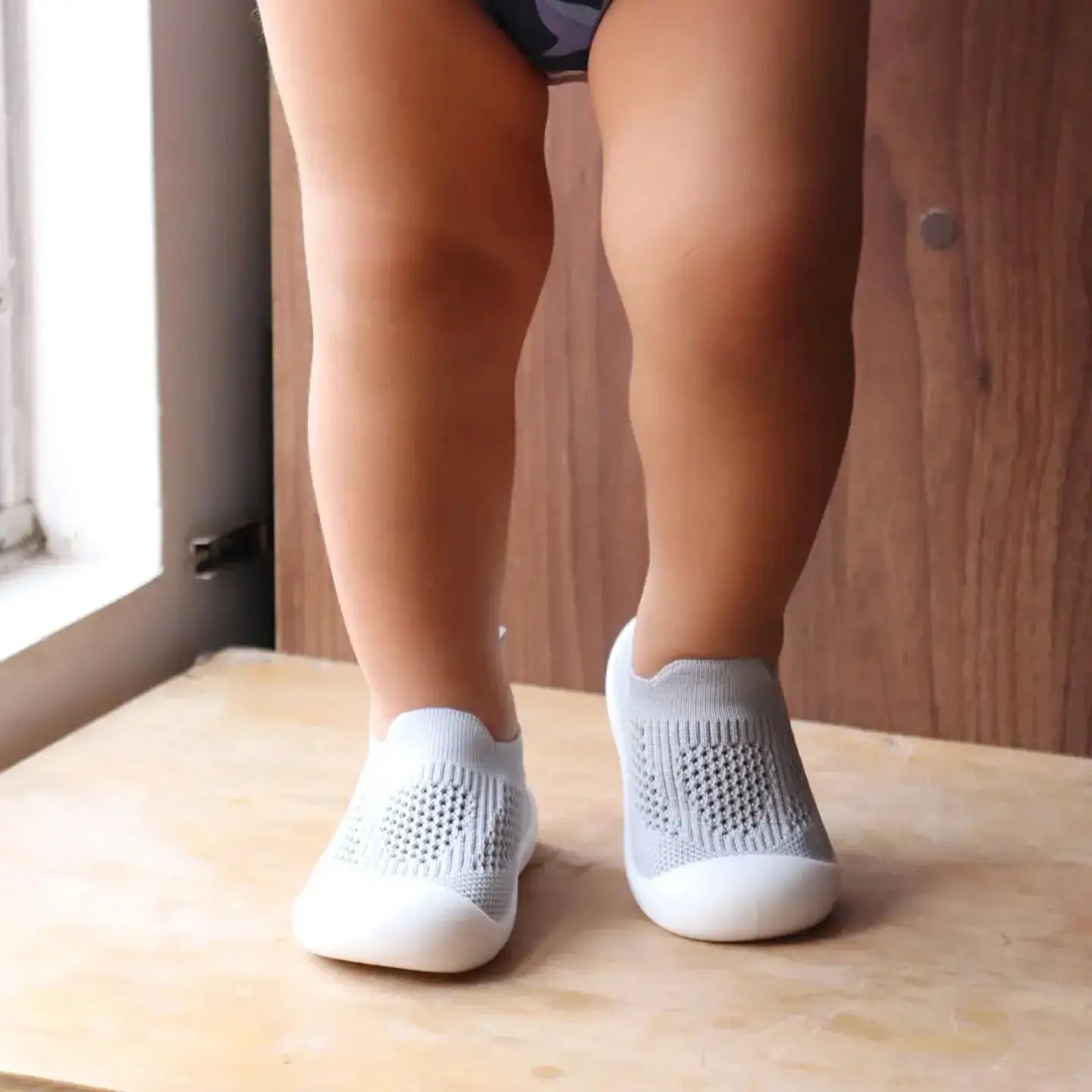 Chaussures Bébé Maille Respirante – Premiers Pas, Antidérapante, Protection Orteils, Lavable 30° | BreezStep by TrioNest™ mon adorable bebe