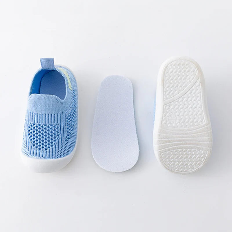 Chaussures Bébé Maille Respirante – Premiers Pas, Antidérapante, Protection Orteils, Lavable 30° | BreezStep by TrioNest™ mon adorable bebe
