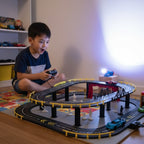 Circuit électrique Voitures 3D Double Niveau – Rails Acier, Clip, Ligne Départ Lumineuse, Dès 6 Ans | ArcSpeed3D by TrioNest™