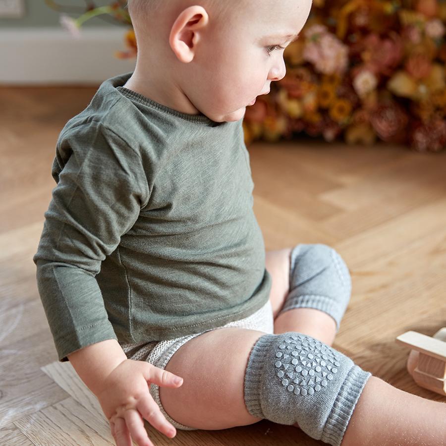Genouière Bébé Antidérapante Réglable – Protection Rampement, Extensible, 7 Coloris, Lavable | CrawlGuard by TrioNest™