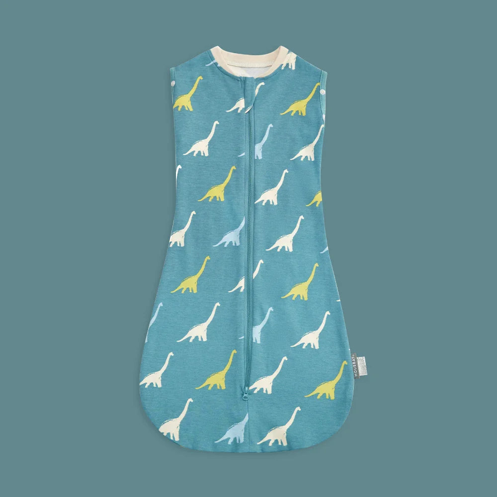 Gigoteuse Bébé Mains Cachées HiddenHands — 3 Modes, Évolutive 0-12 Mois, 5 Motifs, Fermeture Éclair Protégée | TrioNest™