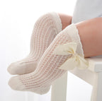 Chaussettes Hautes Bébé Fille Nœud Papillon 0-3 Ans – Douces, Respirantes, Plusieurs Coloris | ButterflyKnee by TrioNest™ mon adorable bebe