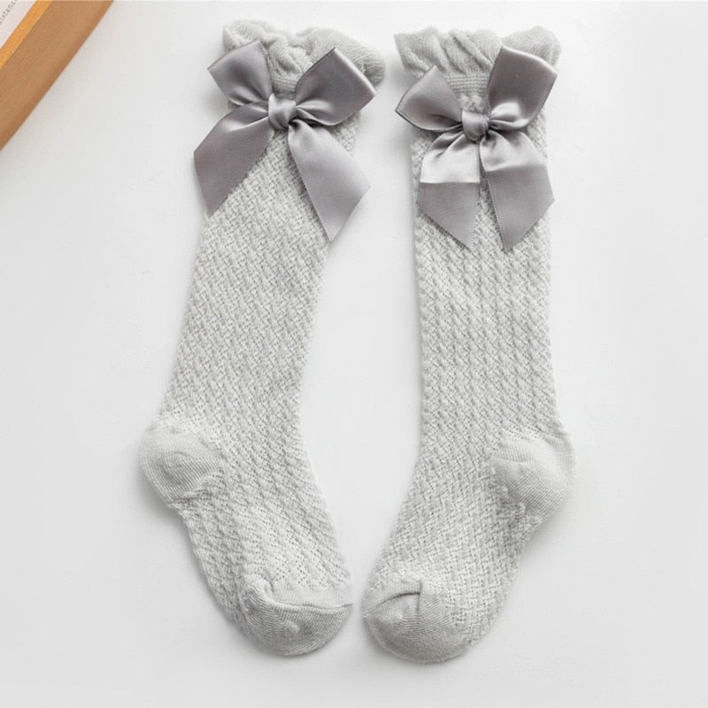 Chaussettes Hautes Bébé Fille Nœud Papillon 0-3 Ans – Douces, Respirantes, Plusieurs Coloris | ButterflyKnee by TrioNest™ mon adorable bebe