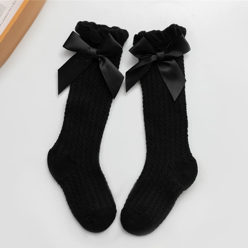 Chaussettes Hautes Bébé Fille Nœud Papillon 0-3 Ans – Douces, Respirantes, Plusieurs Coloris | ButterflyKnee by TrioNest™ mon adorable bebe