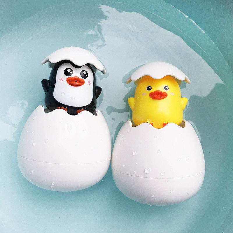Babyspielzeug für die Badewanne mit niedlichen Mustern
