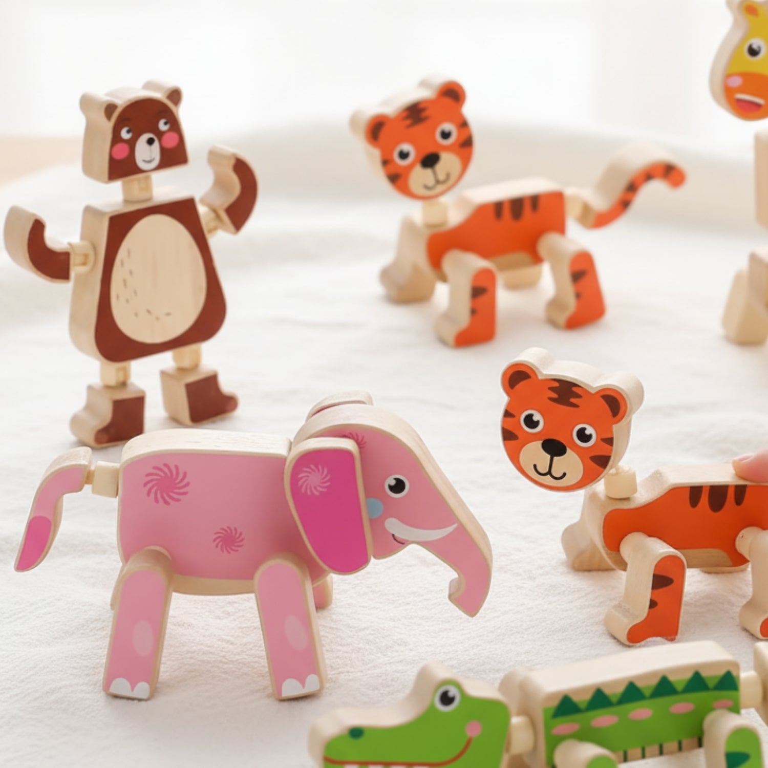 Jeux de Construction en Bois – Articulations Rotatives, Bois Écologique, STEM, Multi-Joueurs, Dès 3 Ans | WoodCraft by TrioNest™