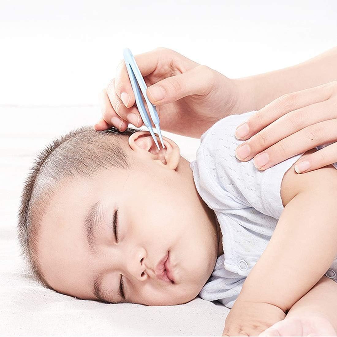 Pince de Nettoyage pour Bébé – Nez, Oreilles, Yeux & Nombril, Embout Rond, Plastique ABS, Couvercle Hygiénique | NasoCare by TrioNest™