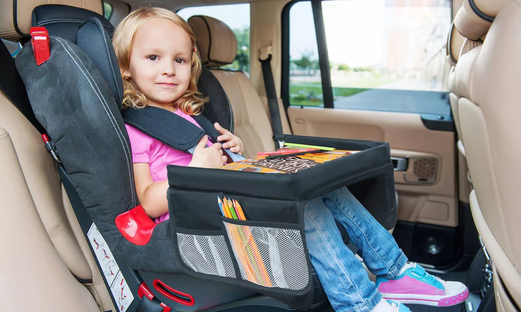 Plateau de Voyage Enfant Pliable – Tablette Voiture Siège Auto, Poussette & Train | TrioNest™