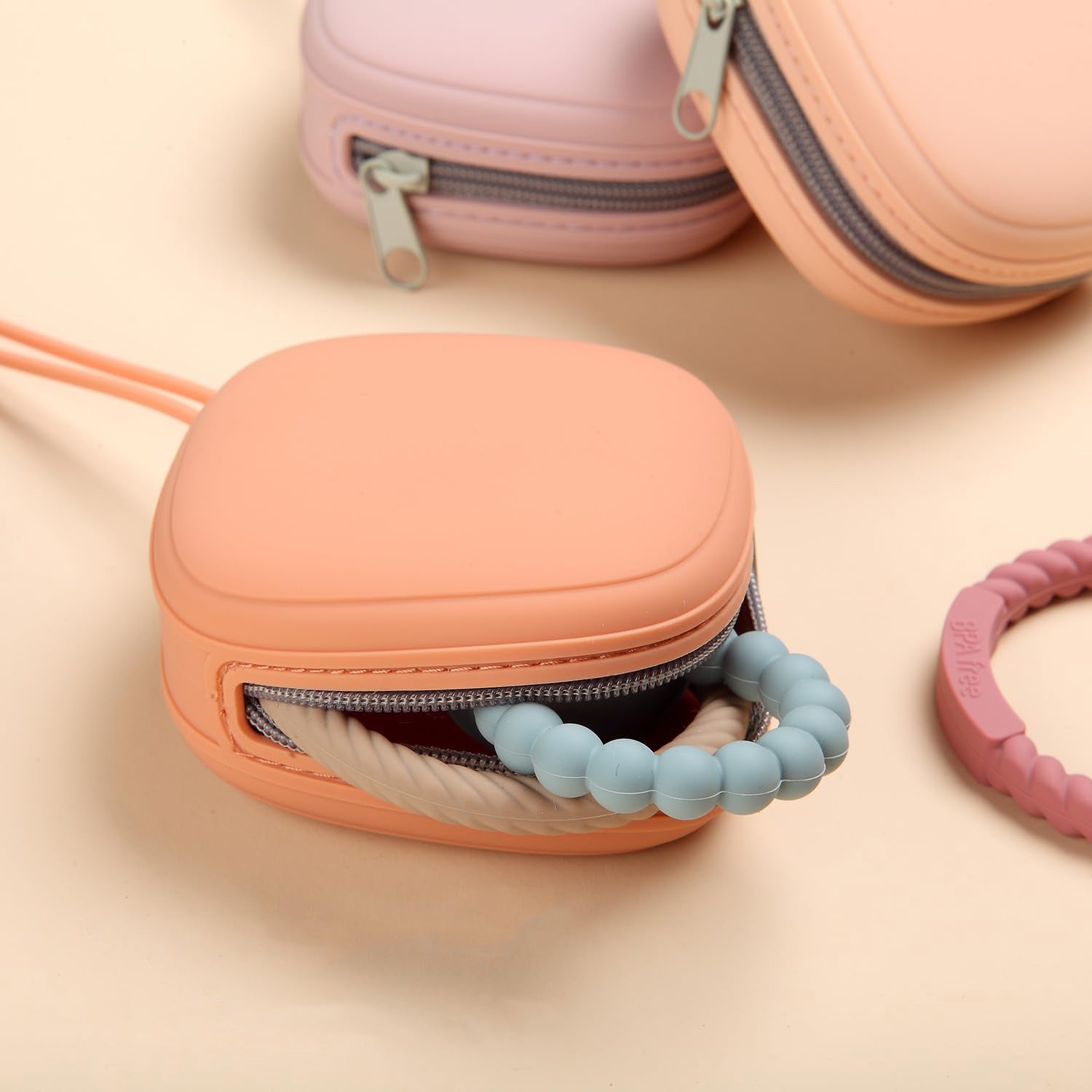 Porte-Tétine Fermeture Éclair Bébé – Non Toxique, Étanche, Recyclable, Multicolore | TrioNest™
