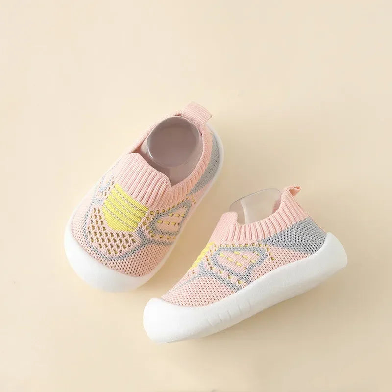 Chaussons Bébé Antidérapants SoftStep — Semelle Caoutchouc, Maille Respirante, Slip-On, 0-4 Ans | TrioNest™