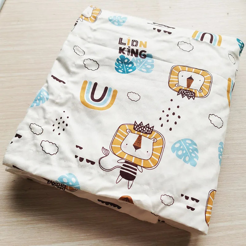 Couverture Bébé À Motif d'Animaux – Douce, Respirante, Éveil Sensoriel, Polyvalente, Cadeau Naissance | SafariSoft by TrioNest™