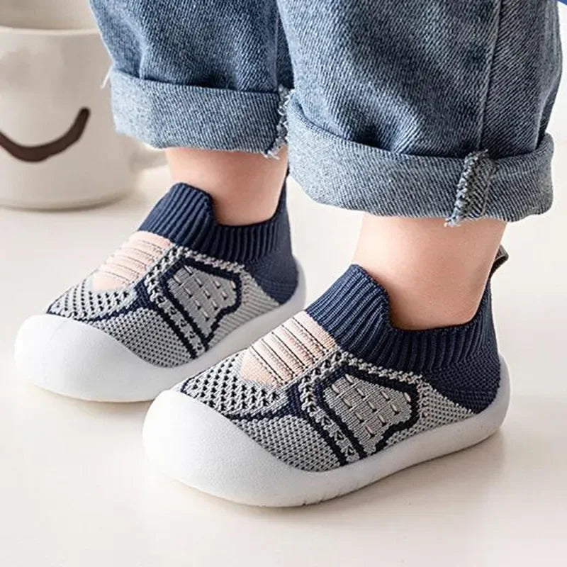Chaussons Bébé Antidérapants SoftStep — Semelle Caoutchouc, Maille Respirante, Slip-On, 0-4 Ans | TrioNest™