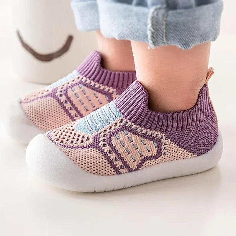 Chaussons Bébé Antidérapants SoftStep — Semelle Caoutchouc, Maille Respirante, Slip-On, 0-4 Ans | TrioNest™