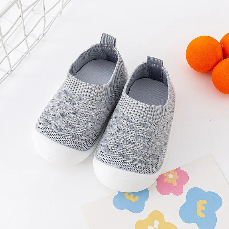 Chaussures Respirantes Bébé 0-36 Mois – Maille Extensible, Semelle Antidérapante, Premiers Pas | TinyStep by TrioNest™