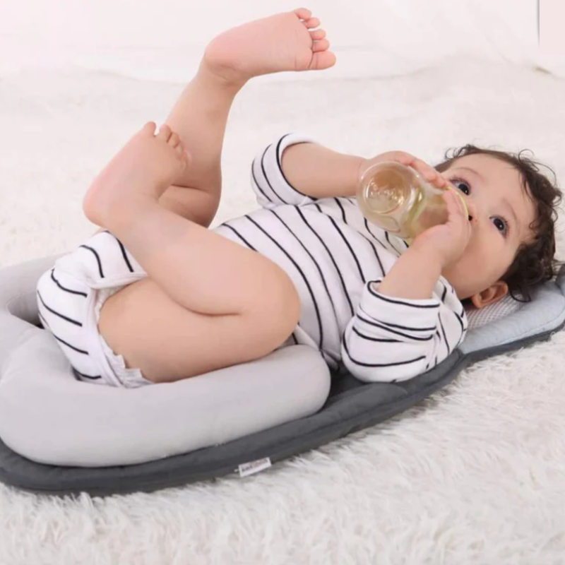 Coussin Anti-Tête Plate pour Bébé – Ergonomique, Respirant, Ultra-Doux | TrioNest™