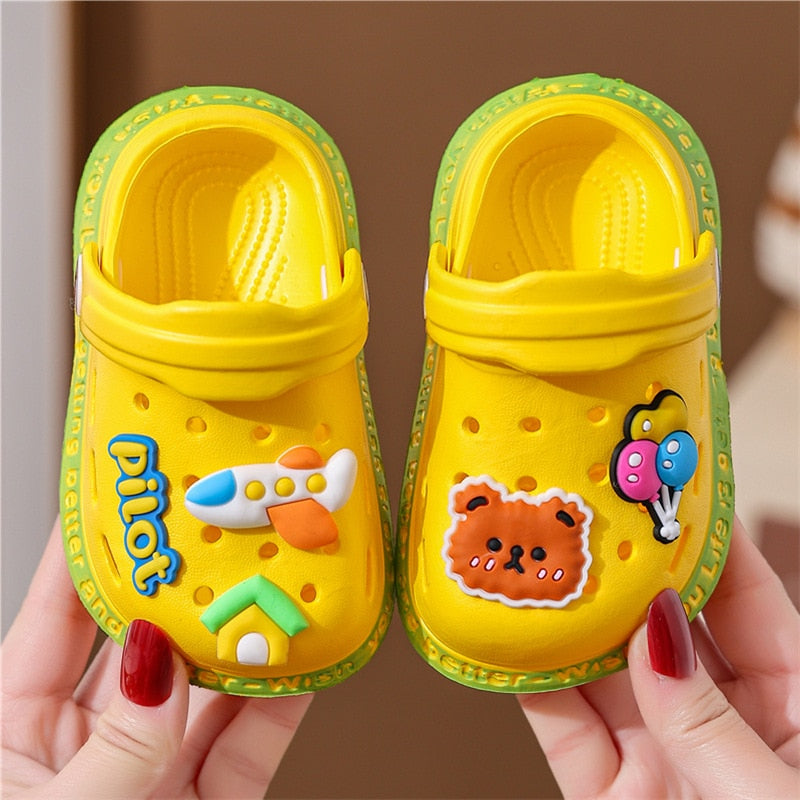 Sandales d’Été Antidérapantes pour Enfants | TrioNest™ – Caoutchouc Souple, Motifs Animaux, 6 Coloris, Tailles 18-29