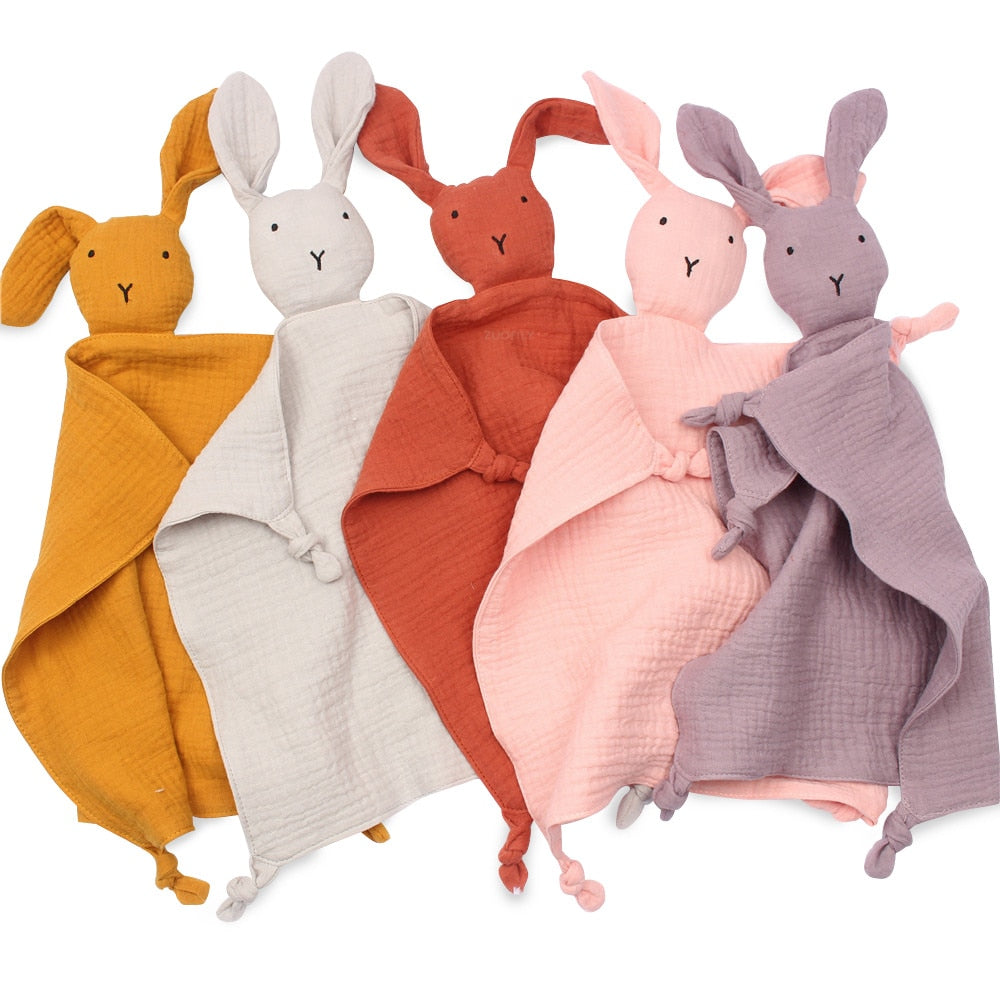 Doudou d'Apaisement Bébé CâlinNest™ – Peluche Motifs Animaux, Coton Bio Doux & Bavoir Intégré 0-12 Mois | TrioNest™
