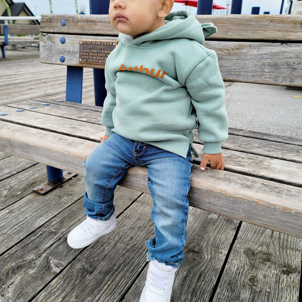 Sweat à Capuche Brodé Personnalisé Enfants KidsCraft – Prénom, Doux, Résistant Lavage | TrioNest™
