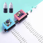 Tampon à Rouleau Maths Enfants – Addition, Soustraction, Multiplication, Division, Encre Rechargeable | TrioNest™