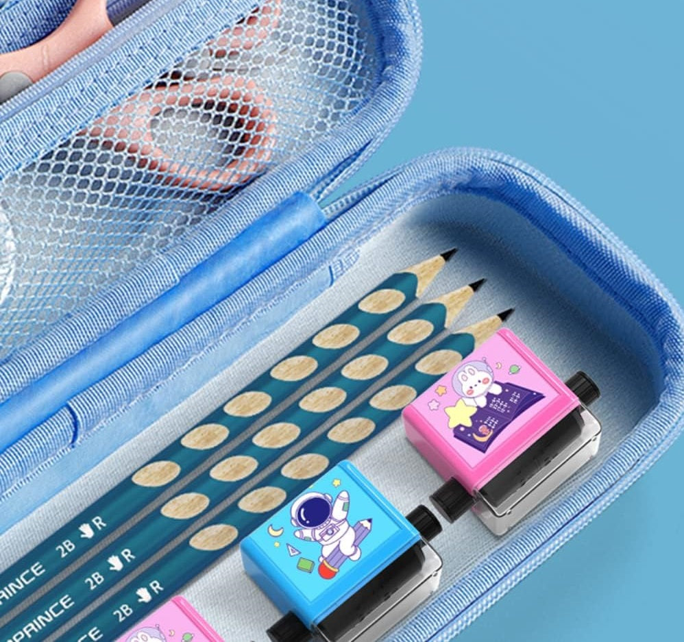 Tampon à Rouleau Maths Enfants – Addition, Soustraction, Multiplication, Division, Encre Rechargeable | TrioNest™