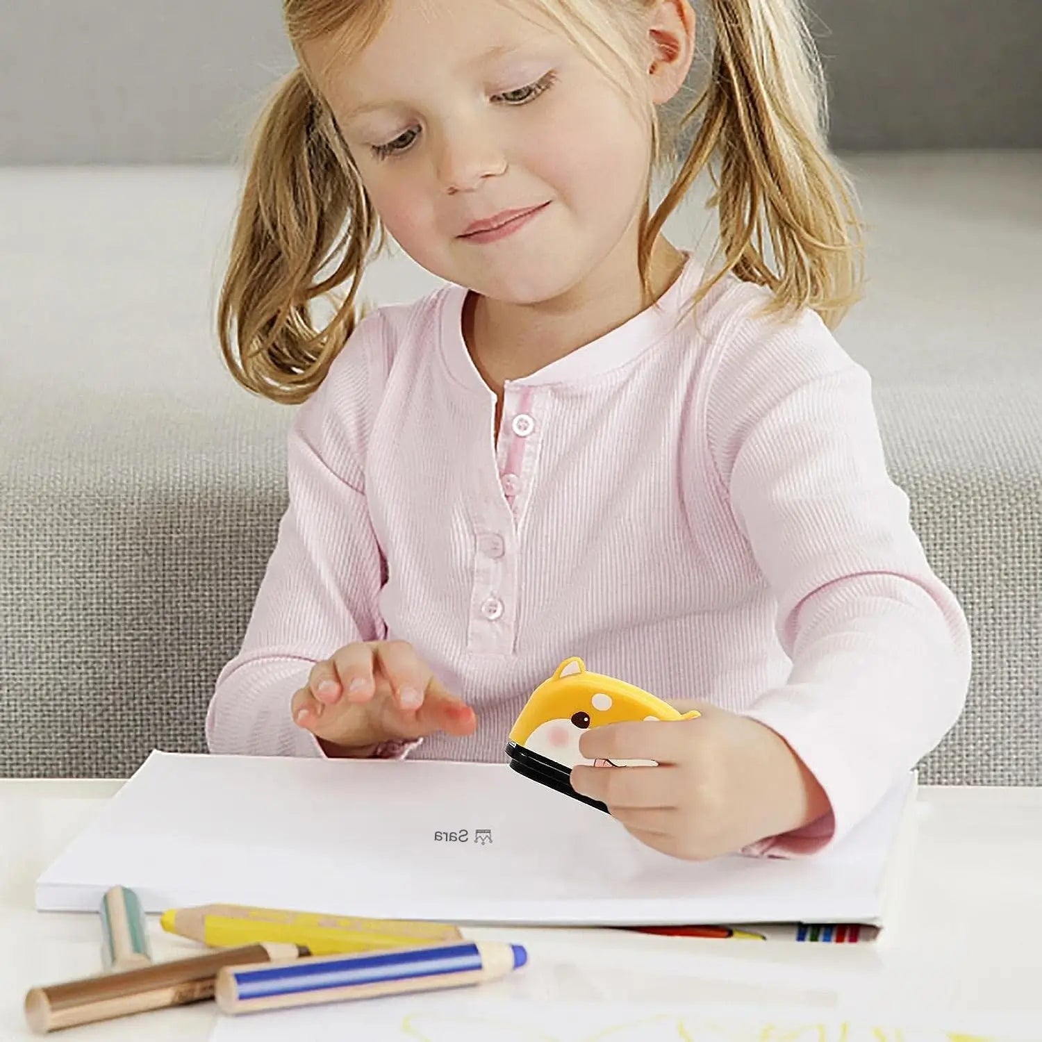 Tampon Personnalisé Bébé Prénom – Résistant Lavage, 4 Motifs, Encre Imperméable, Crèche & École | TrioNest™