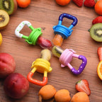 Tétine Grignoteuse de Fruit pour Bébé | TrioNest™ – Silicone Sans BPA, 3 Tailles, 4 Coloris, Dès 3 Mois
