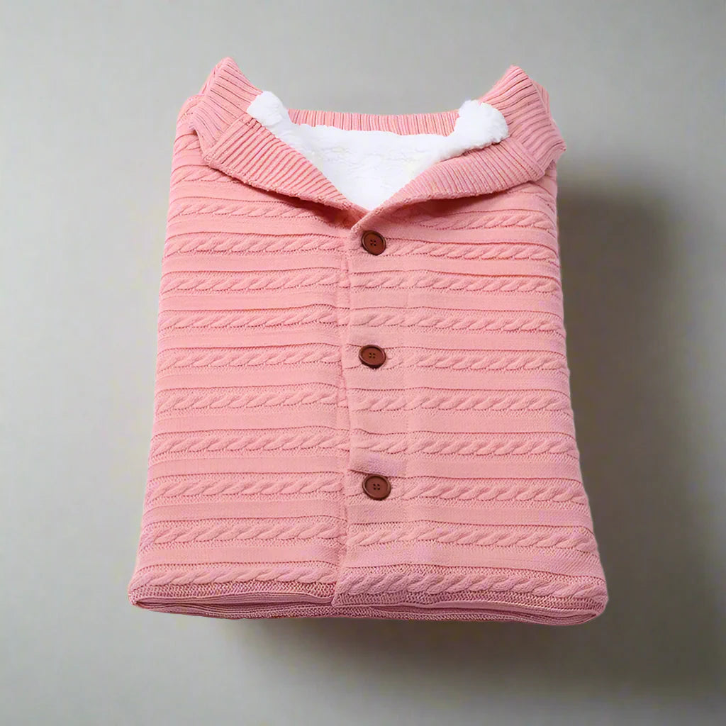 Chancelière Tricot Poussette Bébé – Cocon Chaud & Élégant, Fibres Douces, Lavable Machine | TrioNest™ Mon Adorable Bébé