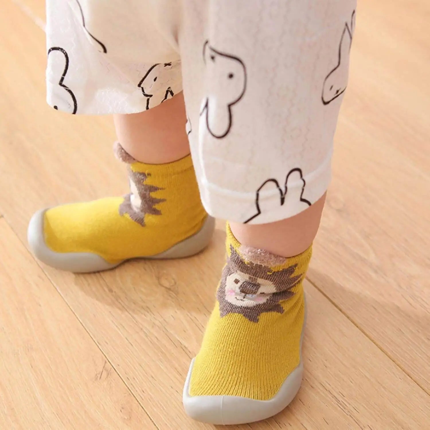 Chaussure Bébé Marche Motifs Animaux 6 Mois-3 Ans – Coton, Semelle TPE Antidérapante, Lavable | ZooWalk by TrioNest™ Mon Adorable Bébé