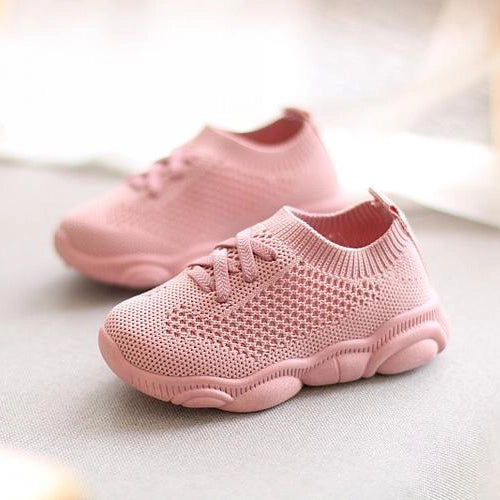 Chaussure Bébé Antidérapante 12 Mois-3,5 Ans – Maille Respirante, Semelle Caoutchouc, Toutes Saisons | GripStep by TrioNest™ Mon Adorable Bébé