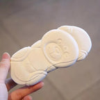 Chaussure Bébé Antidérapante 12 Mois-3,5 Ans – Maille Respirante, Semelle Caoutchouc, Toutes Saisons | GripStep by TrioNest™ Mon Adorable Bébé