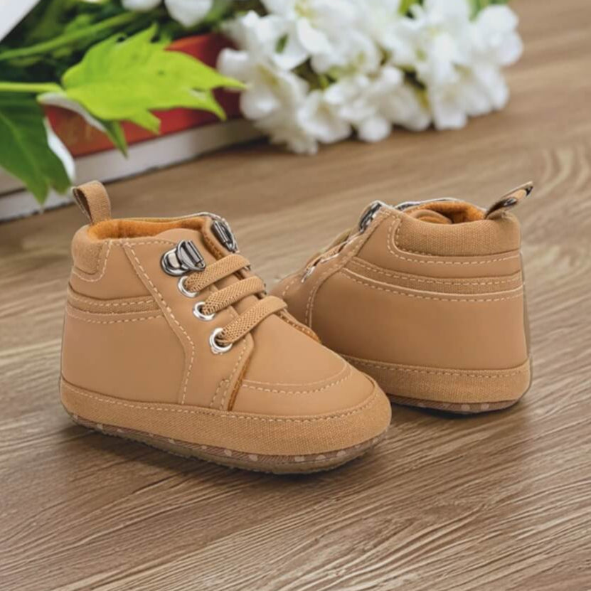 Chaussure Bébé Cuir PU 0-18 Mois – Semelle Coton Antidérapante, Lacets, Légère, Toutes Saisons | PureLeather by TrioNest™ Mon Adorable Bébé