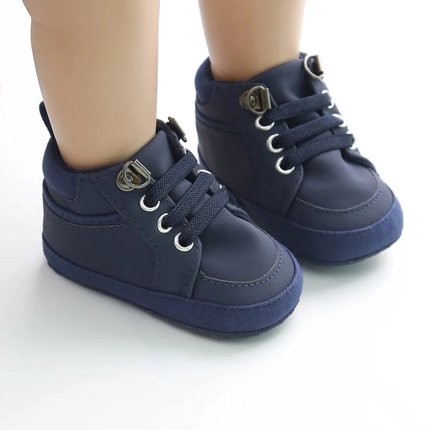 Chaussure Bébé Cuir PU 0-18 Mois – Semelle Coton Antidérapante, Lacets, Légère, Toutes Saisons | PureLeather by TrioNest™ Mon Adorable Bébé