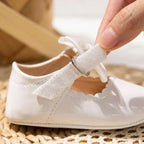 Chaussure Bébé Fille Nœud Papillon 0-18 Mois – Similicuir, Velcro, Semelle Antidérapante, Lavable | ChicBow by TrioNest™ Mon Adorable Bébé