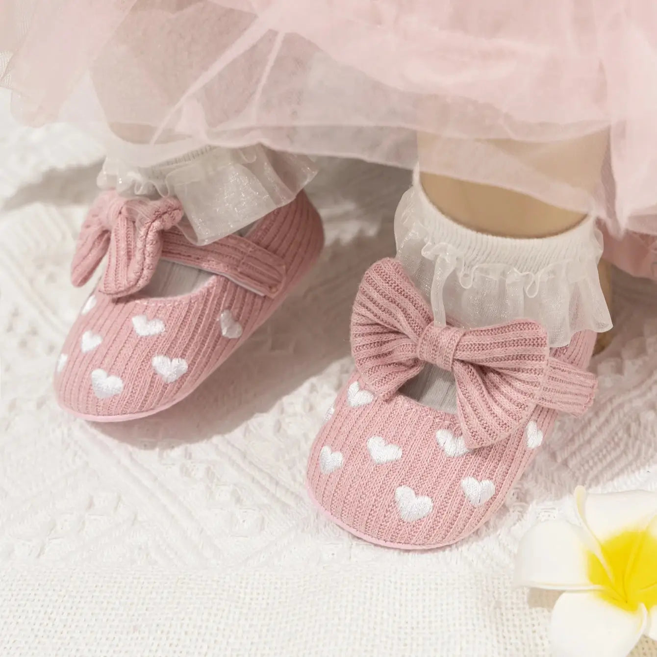 Chaussure Bébé Fille Coton 0-18 Mois – Nœud Papillon, Fermeture Zip, Respirant, Lavable 30° | BowStep by TrioNest™ Mon Adorable Bébé