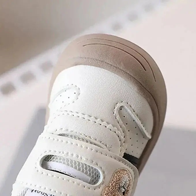 Chaussure Bébé pour Marcher SoftNest – Coton Bio, Semelle Antidérapante, Velcro, 0-24 Mois | TrioNest™ Mon Adorable Bébé
