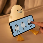Veilleuse Mouette Silicone Bébé – Lumière Douce, Arrêt Auto 20 min, Support Téléphone | TrioNest™