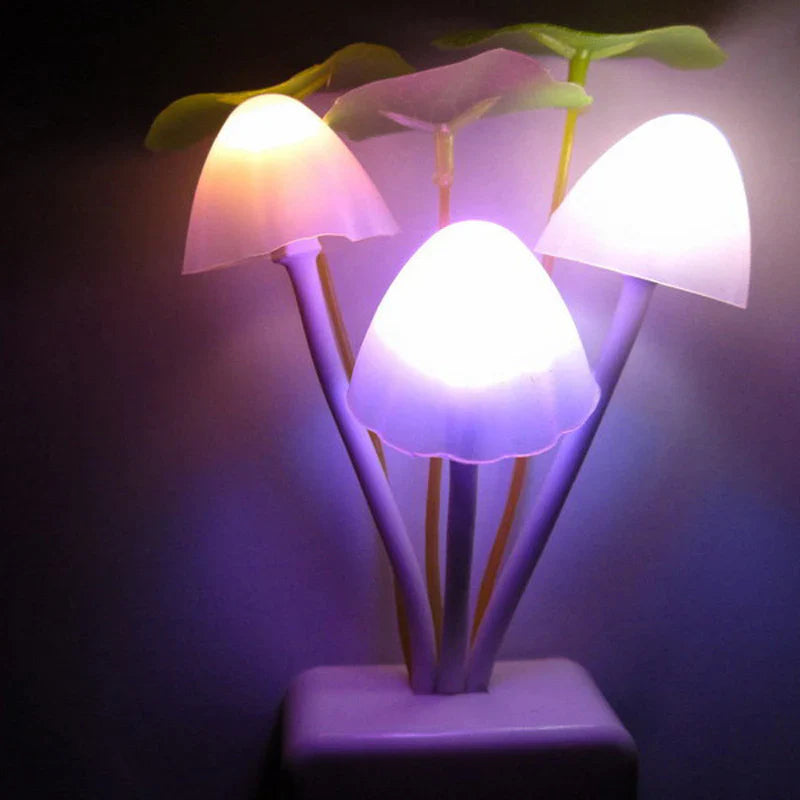 Veilleuse Champignon LED – Détection Lumière Auto, Changement Couleurs, 50 000h | TrioNest™